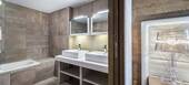 Este apartamento en alquiler se compone de 3 habitaciones 