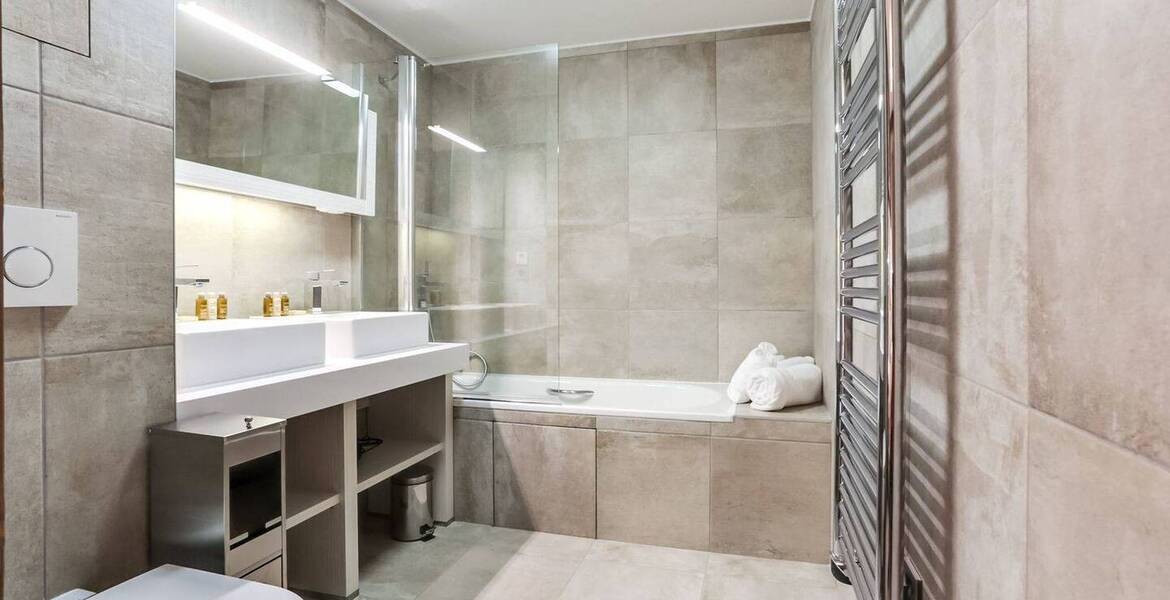 Este apartamento puede alojar hasta 8 adultos 