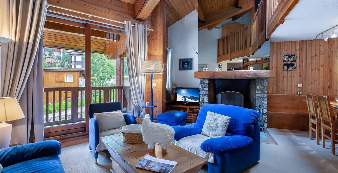 Se alquila piso coqueto dúplex. Se encuentra en Val d'Isère 