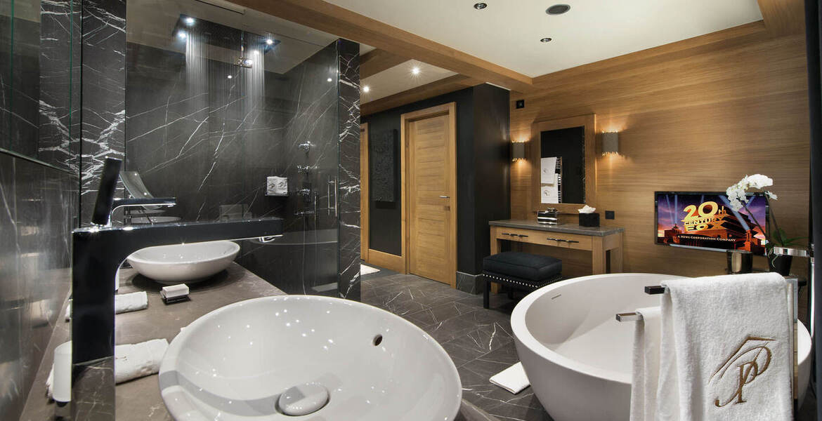 EL CHALET EN COURCHEVEL 1850, BELLECÔTE CON 1672 M2