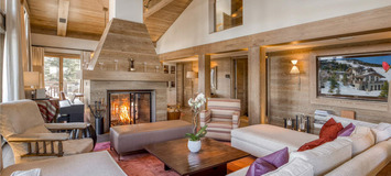 Il s'agit d'un superbe chalet de luxe situé à Courchevel