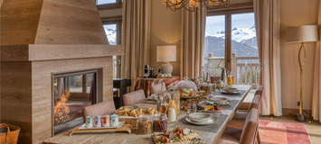 Il s'agit d'un superbe chalet de luxe situé à Courchevel