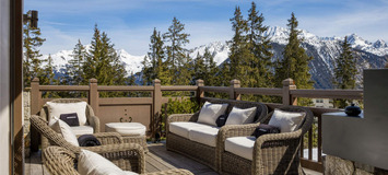 Il s'agit d'un superbe chalet de luxe situé à Courchevel