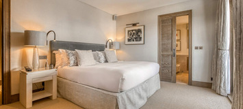 Il s'agit d'un superbe chalet de luxe situé à Courchevel