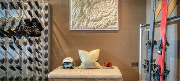 Il s'agit d'un superbe chalet de luxe situé à Courchevel