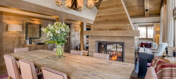 Il s'agit d'un superbe chalet de luxe situé à Courchevel