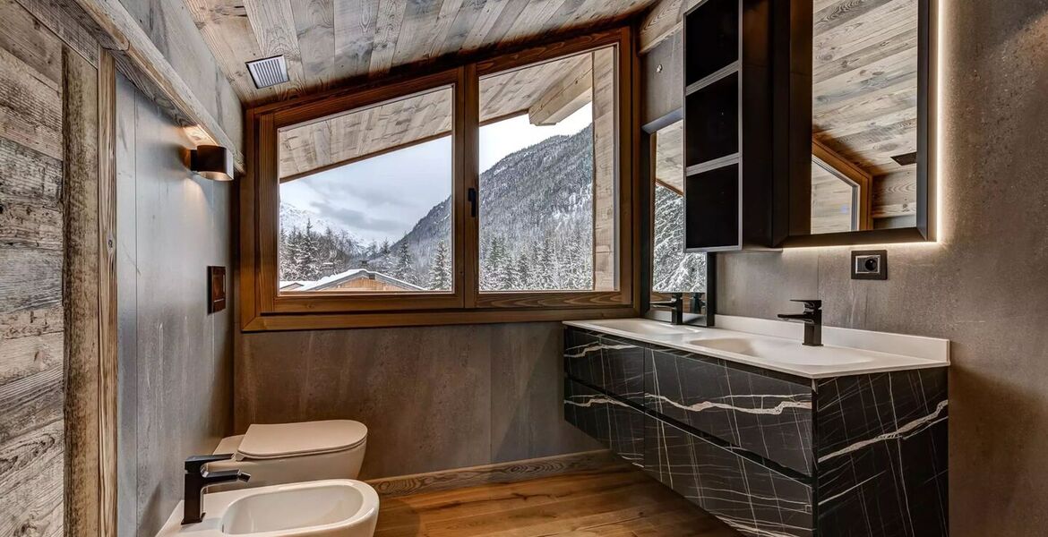 Luxury Chalet in Argentière with Stunning Alpine Views