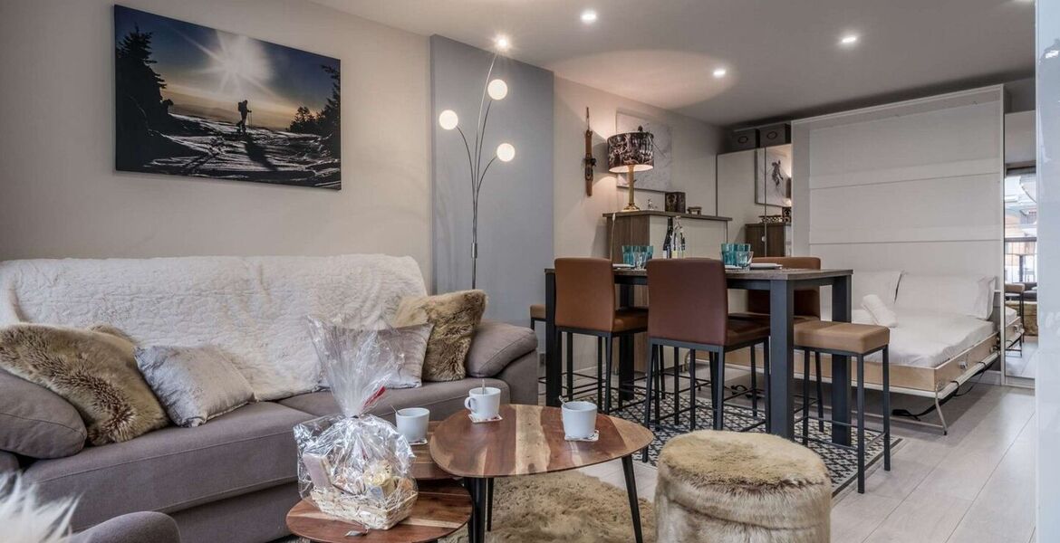 Apartment in Courchevel Moriond with ski-in access