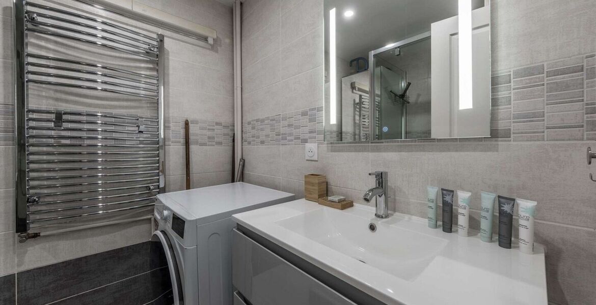 Apartment in Courchevel Moriond with ski-in access