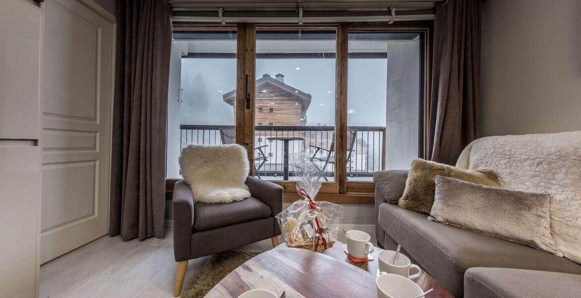 Apartment in Courchevel Moriond with ski-in access