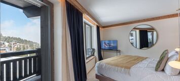 Luxury Ski-In/Ski-Out Duplex Apartment in Courchevel 1850