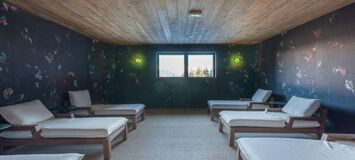 Luxury Ski-In/Ski-Out Duplex Apartment in Courchevel 1850